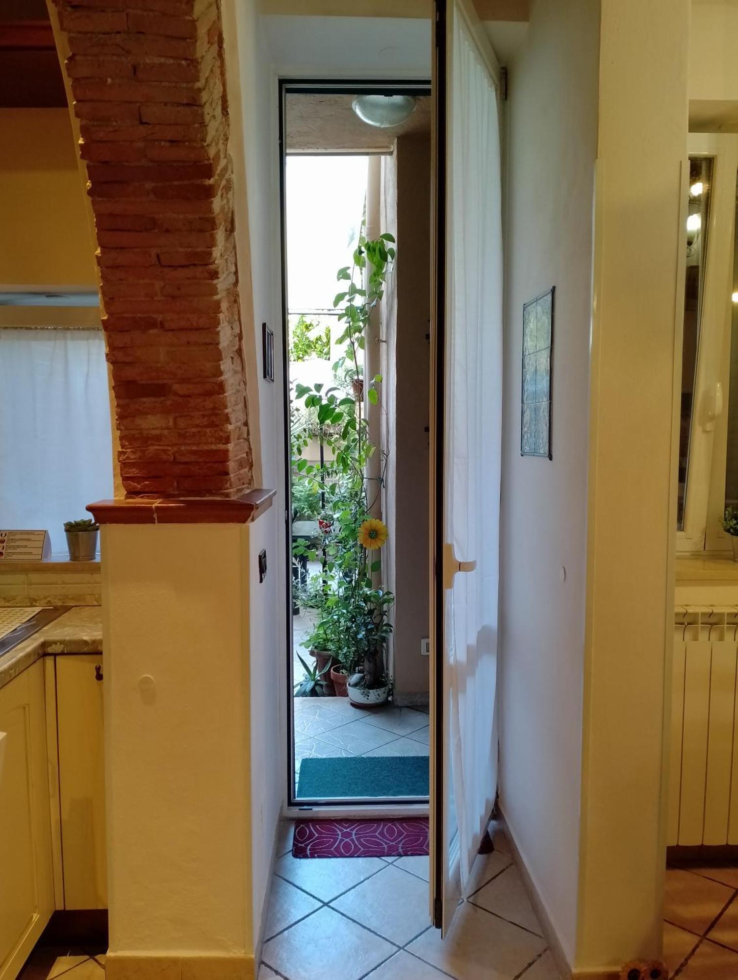 Ferienwohnung Il Piccolo Eden - Private Garden Livorno Exterior foto
